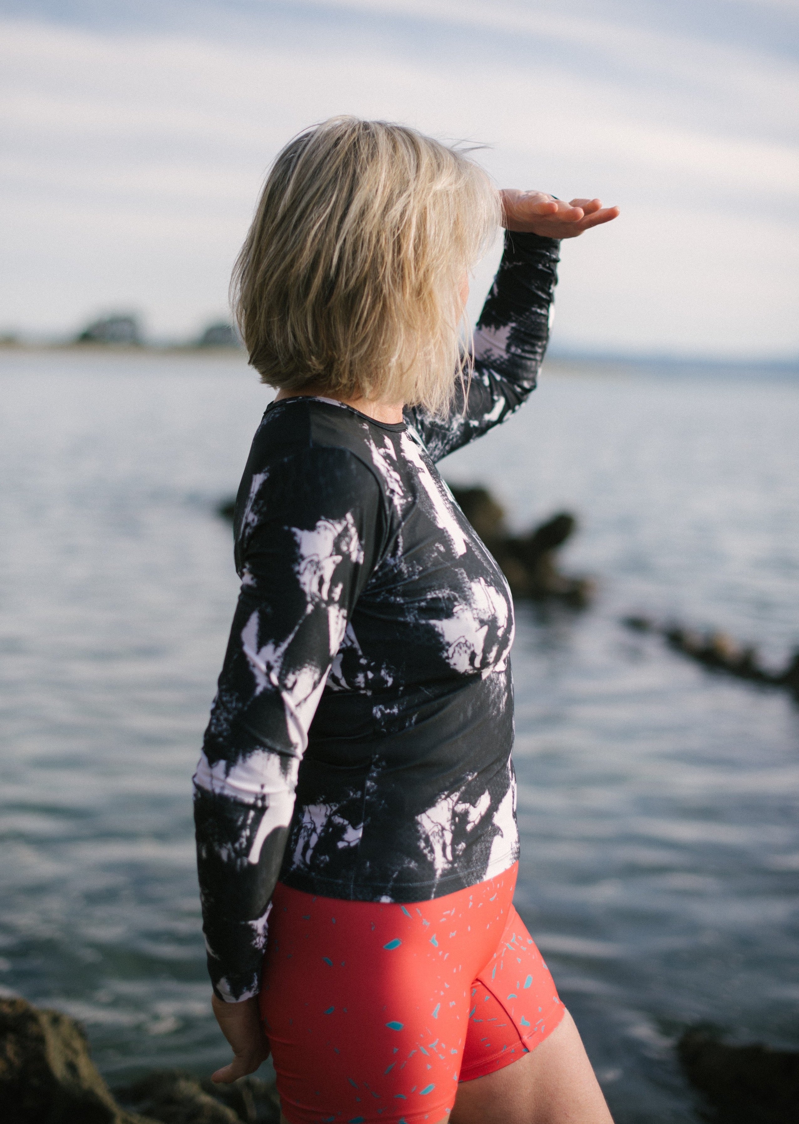 UPF 50+ Theia swim short  side arm hand