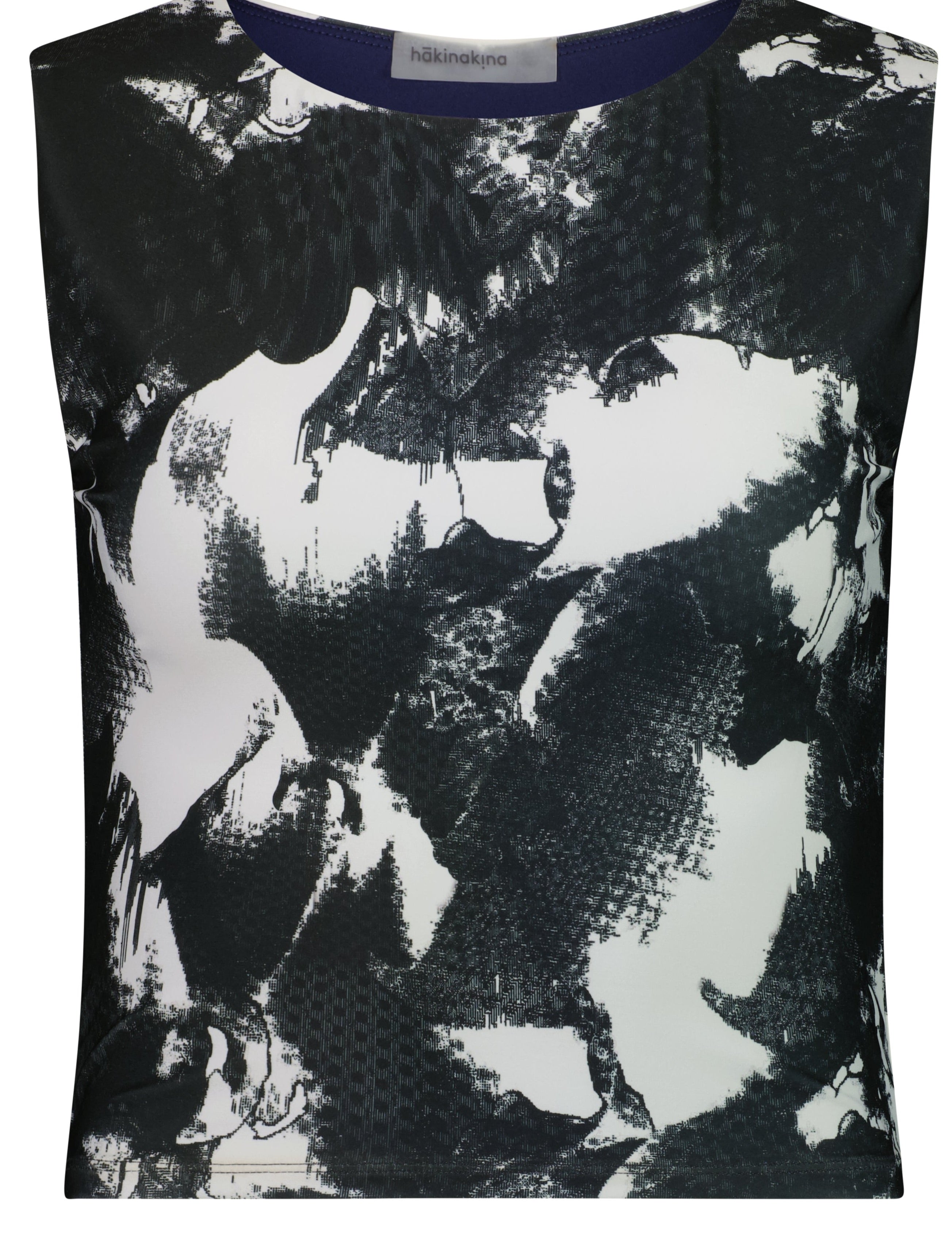 UPF 50+ Selene Sleeveless Rash Top mannequin