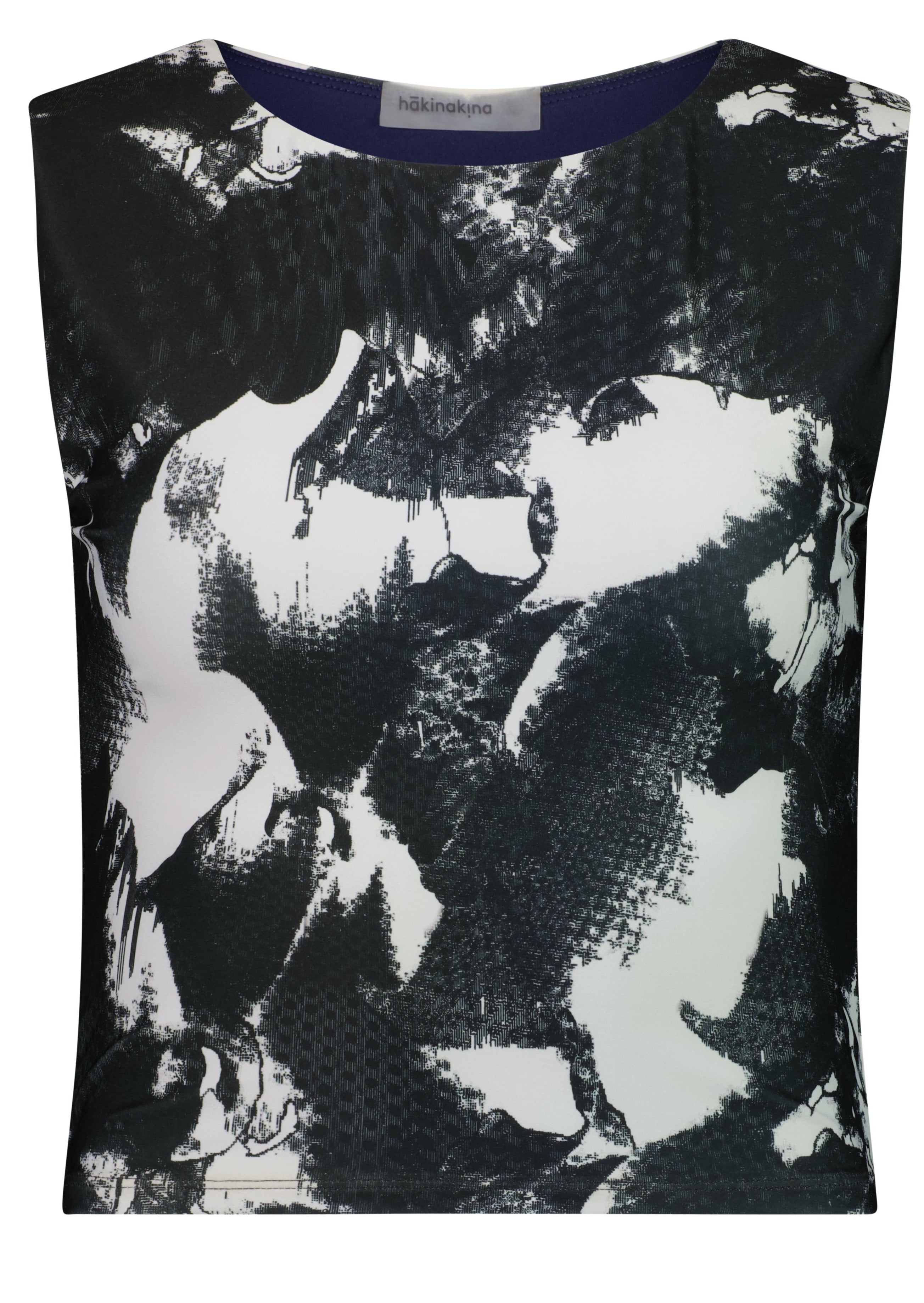 UPF 50+ Selene Sleeveless Rash Top mannequin